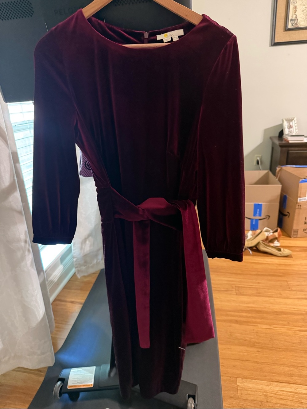 Boden Velvet Midi Dress in Deep Wine - Picture 2 of 4